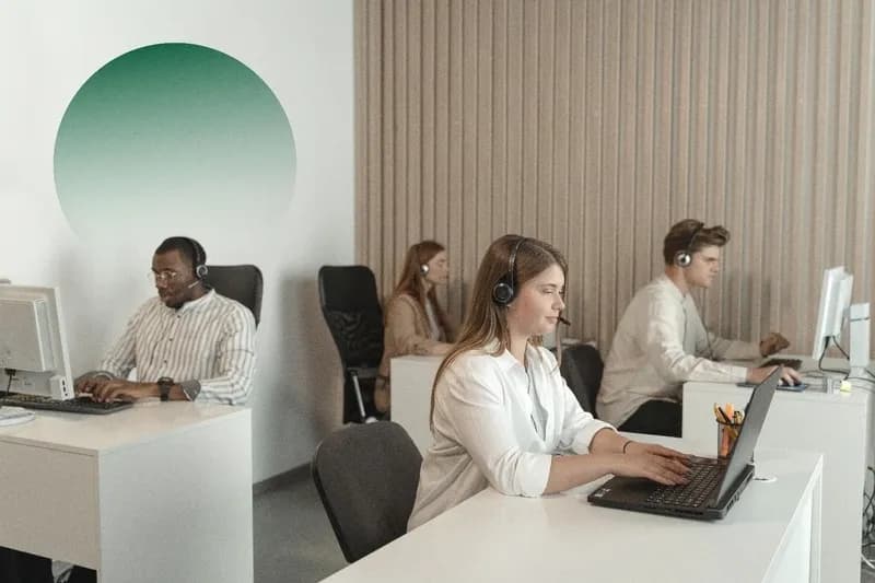 Manage a Distributed Workforce